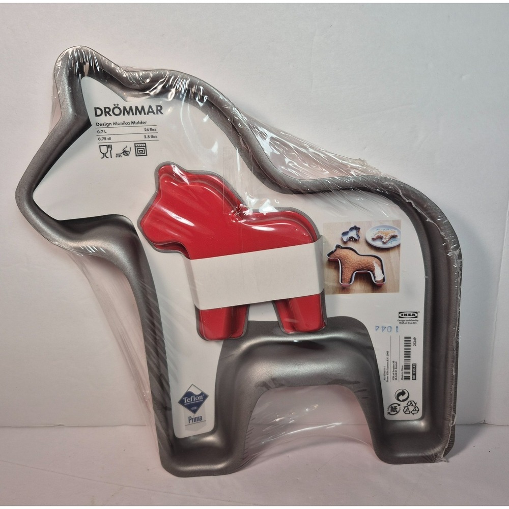 IKEA Drommar Swedish Red Horse Set of 2 Cake Pans 24 oz and  2.5 oz NEW Sealed